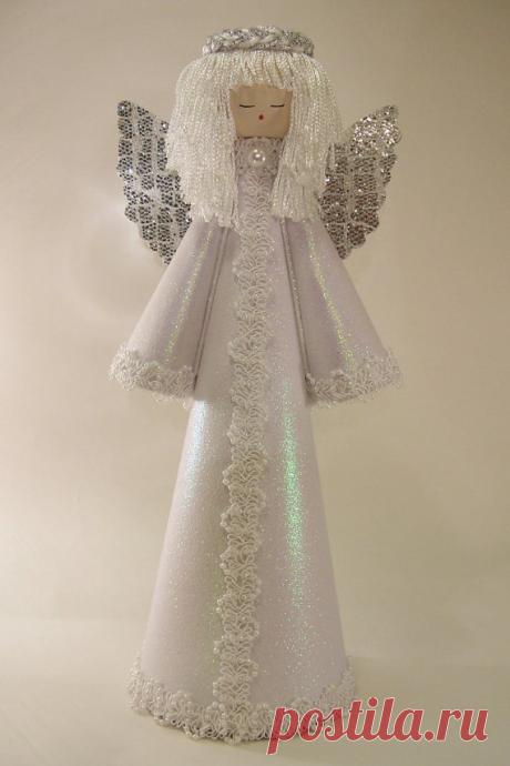 11 3/4 Classic White Angel with Baby Pearls от TammysCraftShoppe