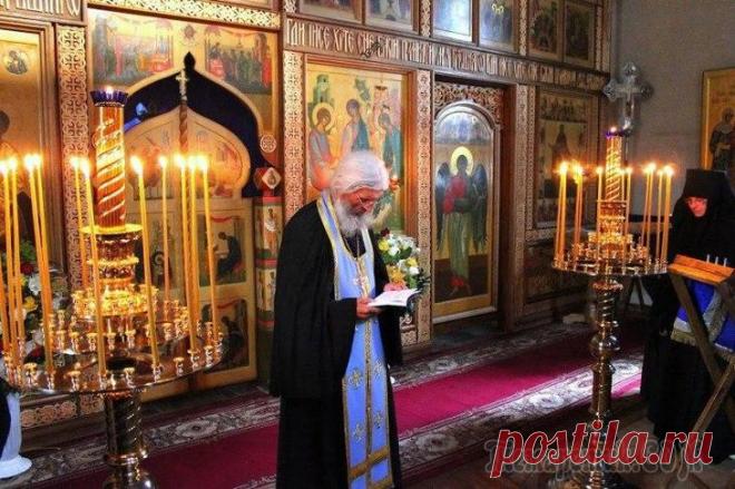 Сущности и подселенцы в человеке Большая половина населения живёт и не догадывается, что носит в себе своеобразных «квартирантов», отравляющих им жизнь и разрушающих энергетическую защиту. Как правило, сущностью является потусторонне...