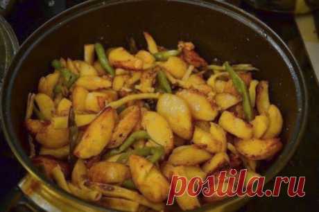 Картофель со стручковой фасолью в мультиварке - Пошаговый рецепт с фото своими руками Картофель со стручковой фасолью в мультиварке - Простой пошаговый рецепт приготовления в домашних условиях с фото. Картофель со стручковой фасолью в мультиварке - Состав, калорийность и ингредиенти вкусного рецепта.