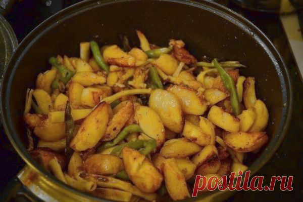 Картофель со стручковой фасолью в мультиварке - Пошаговый рецепт с фото своими руками Картофель со стручковой фасолью в мультиварке - Простой пошаговый рецепт приготовления в домашних условиях с фото. Картофель со стручковой фасолью в мультиварке - Состав, калорийность и ингредиенти вкусного рецепта.