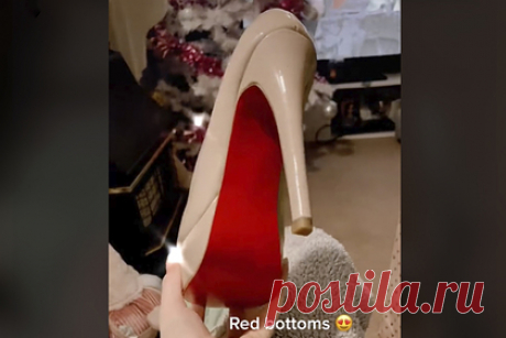 Блогерша нашла способ превратить дешевые туфли в копию Christian Louboutin. Блогерша нашла простой способ превратить дешевую пару обуви в популярные туфли люксового бренда Christian Louboutin. Она приобрела бежевую обувь в супермаркете Primark за пять фунтов стерлингов и покрасила ее подошву красным лаком для ногтей, имитируя отличительную деталь французской марки.