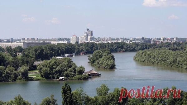 Глава Европейского комитета по расширению НАТО призвал бомбить Белград