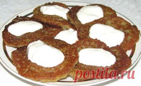 Как приготовить драники, рецепт картофельных драников с мясом и сыром | МИР ЖЕНЩИН