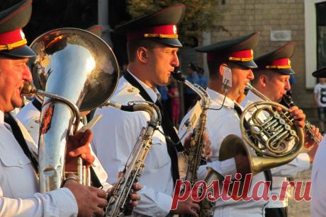 Оркестр духовых инструментов