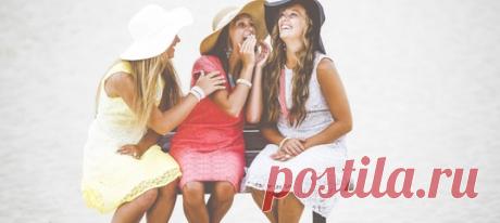 Отрывок из книги «Говорить легко!» расскажет, какие невербальные сигналы использовать, чтобы почувствовать себя уверенно и сделать разговор непринуждённым.