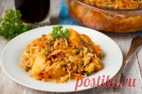 Капуста тушеная с картошкой / Простые рецепты