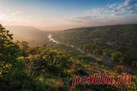 Утро на реке Реут, Молдавия. Автор фото – Александр Дишливенко: nat-geo.ru/community/user/116757