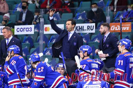 Сын миллиардера Ротенберга стал главным тренером хоккейного СКА. В хоккейном клубе СКА сменился главный тренер. В соответствии с решением Совета Директоров клуба в целях улучшения управления штабом и командой Роман Ротенберг назначен на должность главного тренера. Ротенберг сменил на этом посту Валерия Брагина, который станет ассистентом главного тренера команды.