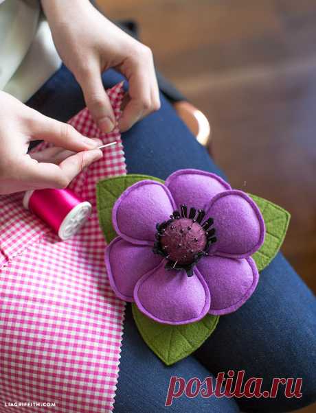 Игольница «цветок» из фетра — HandMade