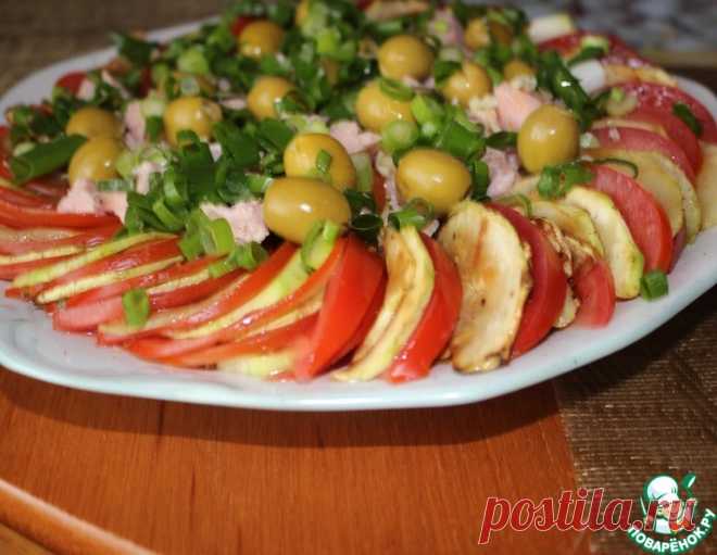 Салат из кабачков с тунцом – кулинарный рецепт