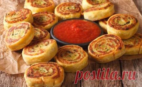 Постные овощные рулеты + 5 рецептов - и не только из картошки - Будет вкусно - Медиаплатформа МирТесен Во время поста самое время вспомнить об овощных рулетах. Они сытные, не требуют каких-то особенных кулинарных навыков, их можно приготовить впрок. А еще они настолько вкусные, что вы сможете накормить ими не только постников. Если захотите повторить рецепт по окончании поста, то овощной рулет - 23 марта - 43395373302 - Медиаплатформа МирТесен