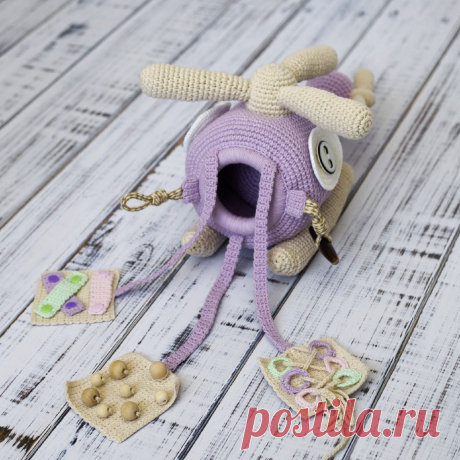 PDF Вертолёт крючком. FREE crochet pattern; Аmigurumi toy patterns. Амигуруми схемы и описания на русском. Вязаные игрушки и поделки своими руками #amimore - большой вертолёт, развивающая игрушка для малышей в виде вертолета.