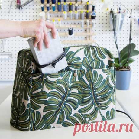 Идея: чехол с большими карманами для швейной машины — BurdaStyle.ru Такой чехол удобен тем, что в карманы можно сложить педаль, шнуры и разные швейные мелочи.