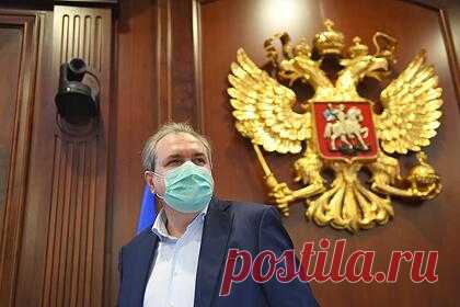 Глава СПЧ отреагировал на ситуацию с девятилетней студенткой МГУ Тепляковой. Глава Совета при президенте России по развитию гражданского общества и правам человека (СПЧ) Валерий Фадеев заявил, что готов помочь организовать обсуждение ситуации с обучением в МГУ девятилетней Алисы Тепляковой. Так он отреагировал на письмо члена СПЧ Александра Асмолова.