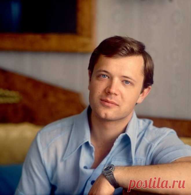 Андрей Ростоцкий, 25 января, 1957
 • 5 мая 2002