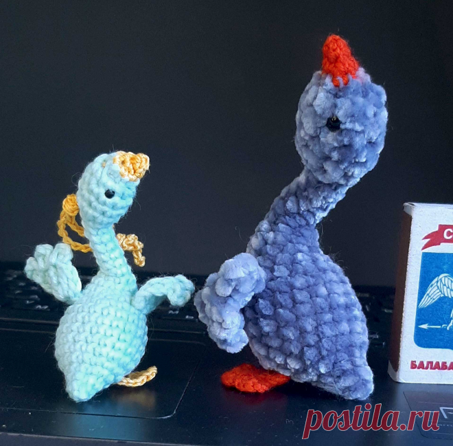 PDF Мини гусь крючком. FREE crochet pattern; Аmigurumi toy patterns. Амигуруми схемы и описания на русском. Вязаные игрушки и поделки своими руками #amimore - гусь, маленькие гусята, гусёнок, утёнок.