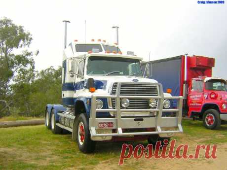 ROAD TRAINS | AUSTRALIAN TRUCKS