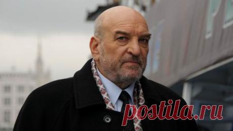 Советский и российский актер, народный артист РСФСР Алексей Петренко скоропостижно скончался в среду на 79-м году жизни. Об этом сообщает Союз кинематографистов России.