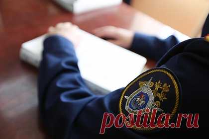 Россиянина отправили под арест по делу о подготовке теракта в храме в Крыму. В Крыму мужчину отправили в СИЗО по делу о подготовке теракта в одном из храмов республики. 23 февраля ФСБ задержала шесть россиян, которые собирались взорвать самодельную бомбу для устрашения населения. В гараже одного из них были изъяты компоненты для изготовления взрывного устройства.