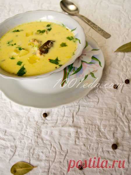 Быстрый экономный суп - Сырный суп. Неповторимый аромат, вкус и оригинальное исполнение пирога из дрожжевых булочек с орехами и корицей!