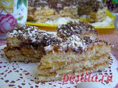 Торт из готовых бисквитных коржей со сгущенкой рецепт с фото пошагово - 1000.menu