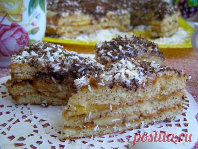 Торт из готовых бисквитных коржей со сгущенкой рецепт с фото пошагово - 1000.menu