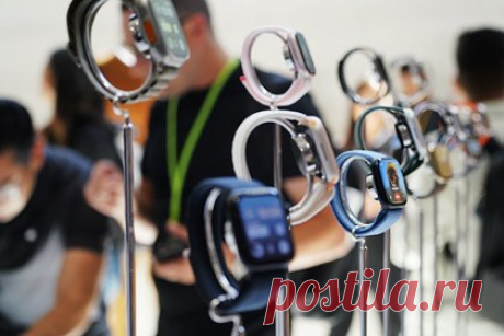 Вероятность полного запрета продажи Apple Watch в США оценили. Американские власти получат возможность почти полностью запретить продажи умных часов Apple в стране. По оценке специалистов, есть довольно высокая вероятность, что в стране ограничат продажи и других носимых устройств американского бренда. Это связано с нарушением патентов других компаний.