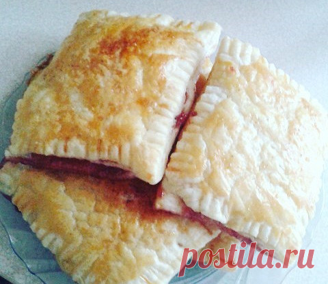 Быстрые слойки с джемом