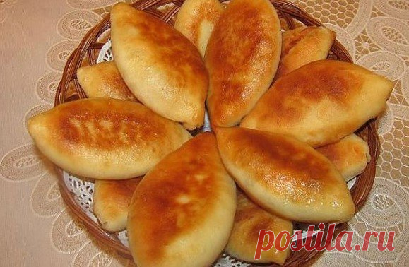 Запись на стене Пирожки " как пух" (с печенью и картофелем)Понадобится :500 гр муки200 гр сметаны2 яйца2 ст.л.сахара2 ст.л. растительного масла1 пачка сухих дрожжейрастительное масло для  жаркиНачинка: картофель - 1 кг, и печень - 500 грамм, 1 - 2 луковицы. Сварить картофе..