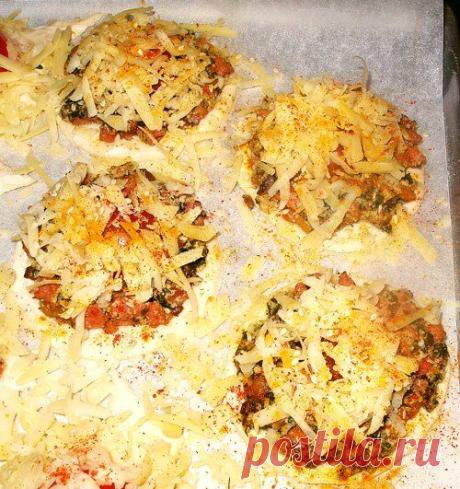 Очень быстрая закуска : мини-пиццы | Четыре вкуса