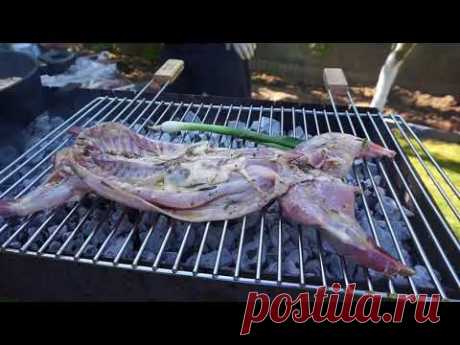 Сочный шашлык из кролика с соусом из шампиньонов.Рецепт от Жоржа - YouTube