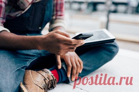 How To Write Email Newsletters That People Actually Want To Read Our inboxes are oversaturated with emails. Here's how to cut through the clutter and write emails that people actually look forward to opening.
