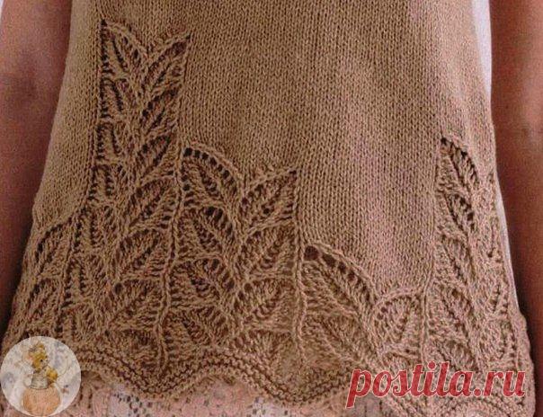 Топ с ажурным узором снизу. Очень нарядный получается

Сохраняйте в свои копилочки нажав 