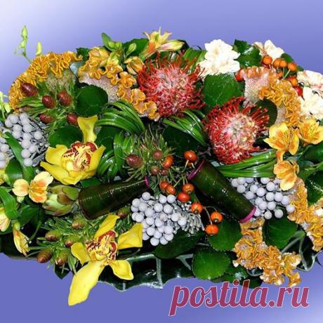 Школа Флористики "Ла Флорисель" Друзья! С 08 сентября в нашей школе пройдет краткий подготовительный курс, дневное отделение. Не пропустите!