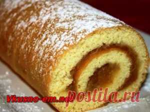 Рулет с яблочной начинкой
