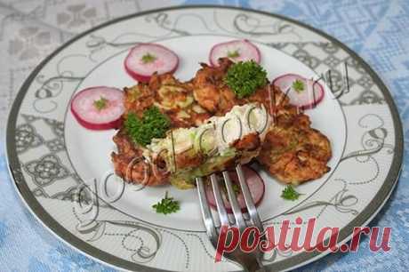 Хорошая кухня - куриные котлеты с кабачком. Кулинарная книга рецептов. Салаты, выпечка.