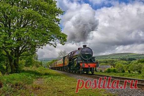13065. Leaving Irwell Vale ……... | 23.5.2015. LMS Hughes-Fow… | Flickr - Photo Sharing!