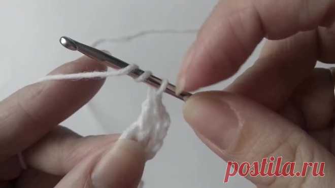 Стильный платок крючком