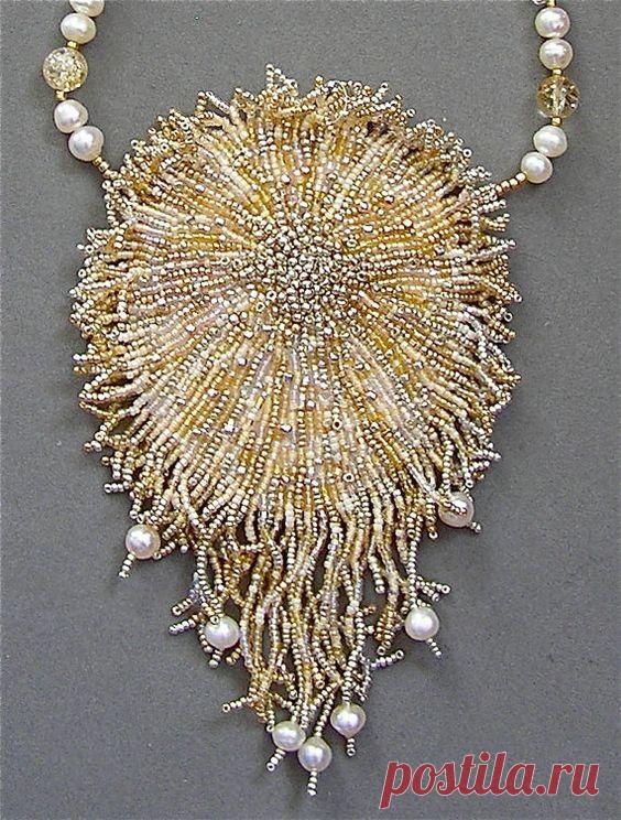 Sienikastike: Ожерелье 