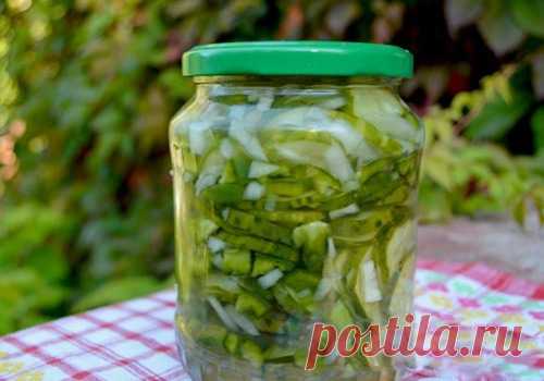 Маринованные огурцы на скорую руку