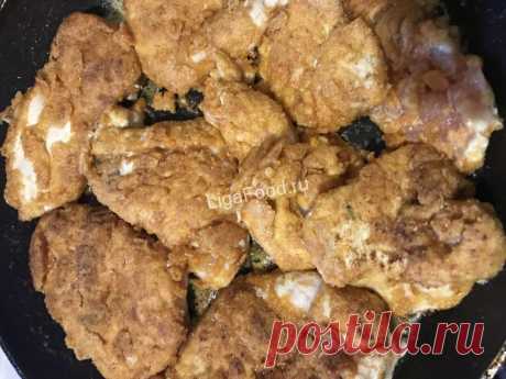 Овощное рагу с куриным филе в ореховой панировке