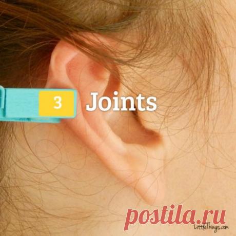 Она прицепила прищепку на ухо. Вы думаете, просто так?