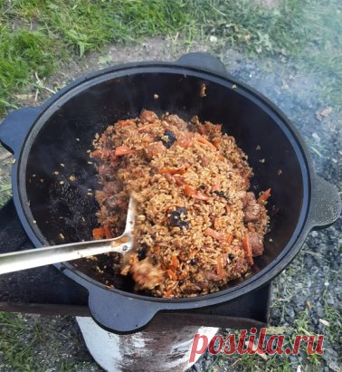Настоящий ароматный плов на костре на природе, в деревне или на даче ...