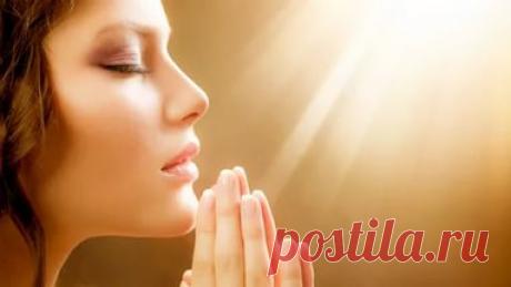 Какие молитвы нужно читать перед заговором 


По три раза «Отче наш»: 
Отче наш, иже если на небесех! Да святится имя Твое, да приидет царствие Твое, да будет воля Твоя, яко на небеси и на земли! Хлеб наш насущный даждь нам днесь, и остави нам долги наша, якоже и мы оставляем должником нашим. И не введи нас во искушение, но избави нас от лукаваго. Аминь. 
По три раза «Богородице Дево»: 
Богородице Дево, радуйся! Благодатная Марие, Господь с тобою! Благословенна ты в женах,...