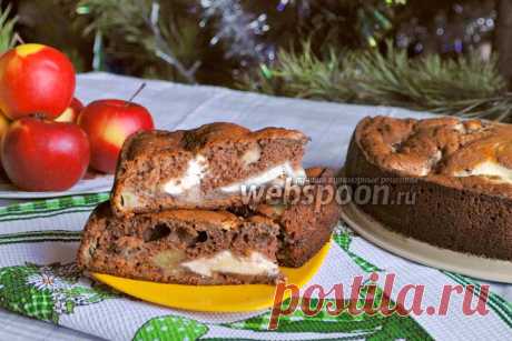Шоколадный пирог с яблоками и творожной начинкой рецепт с фото, как приготовить на Webspoon.ru