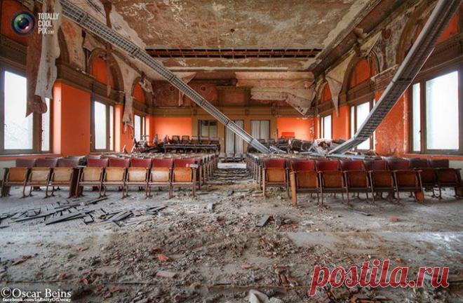 HIC ET NUNC: Заброшенные здания в объективе Оскара Бейнса