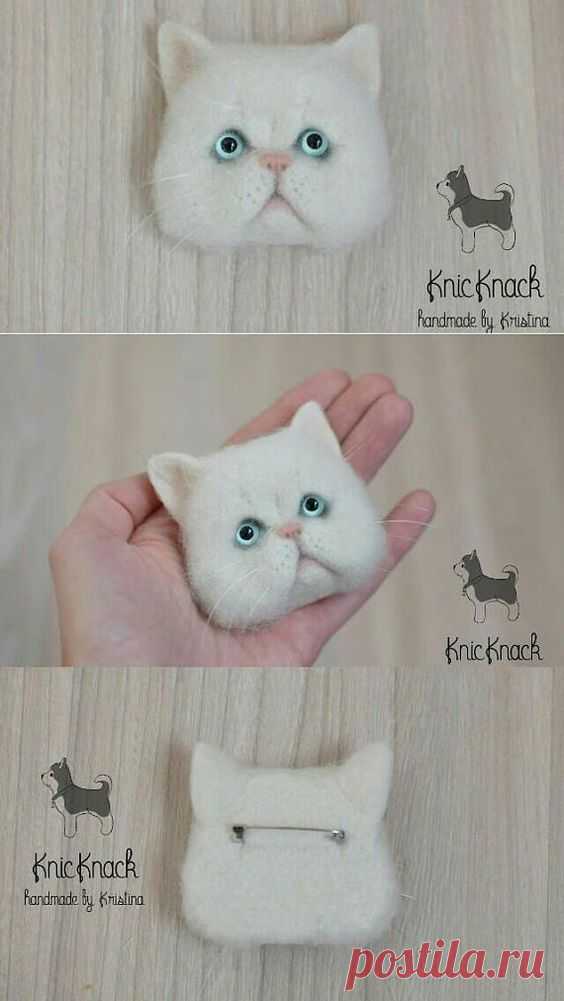 Needle felted Wool brooch Persian white cat face -MADE TO ORDER • This brooch measures approx 2.4-2,7 inch (6-7 cm ). ***** This cat brooch SOLD ! I can make miniature of your pets or animals any size…