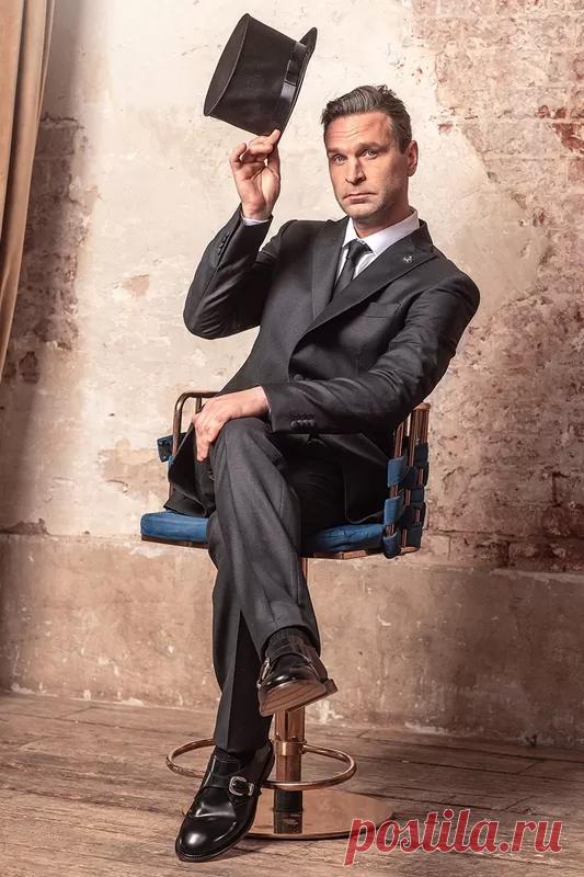 Виктор Добронравов