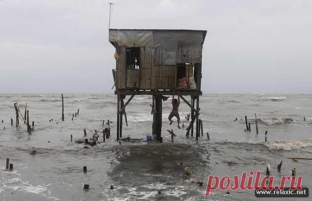 Тайфун Несат на Филиппинах (29 фото) | Релаксик