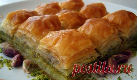 Постный десерт: пахлава c яблоками